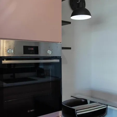 Modern Comfort 1 Bd In Analipsi 公寓
